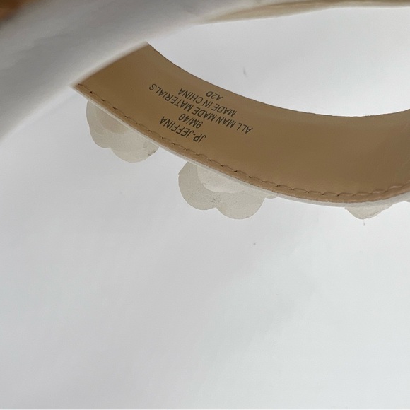 JESSICA SIMPSON White Jeffina Leather Wedge Sandals Size 9M - Picture 8 of 12